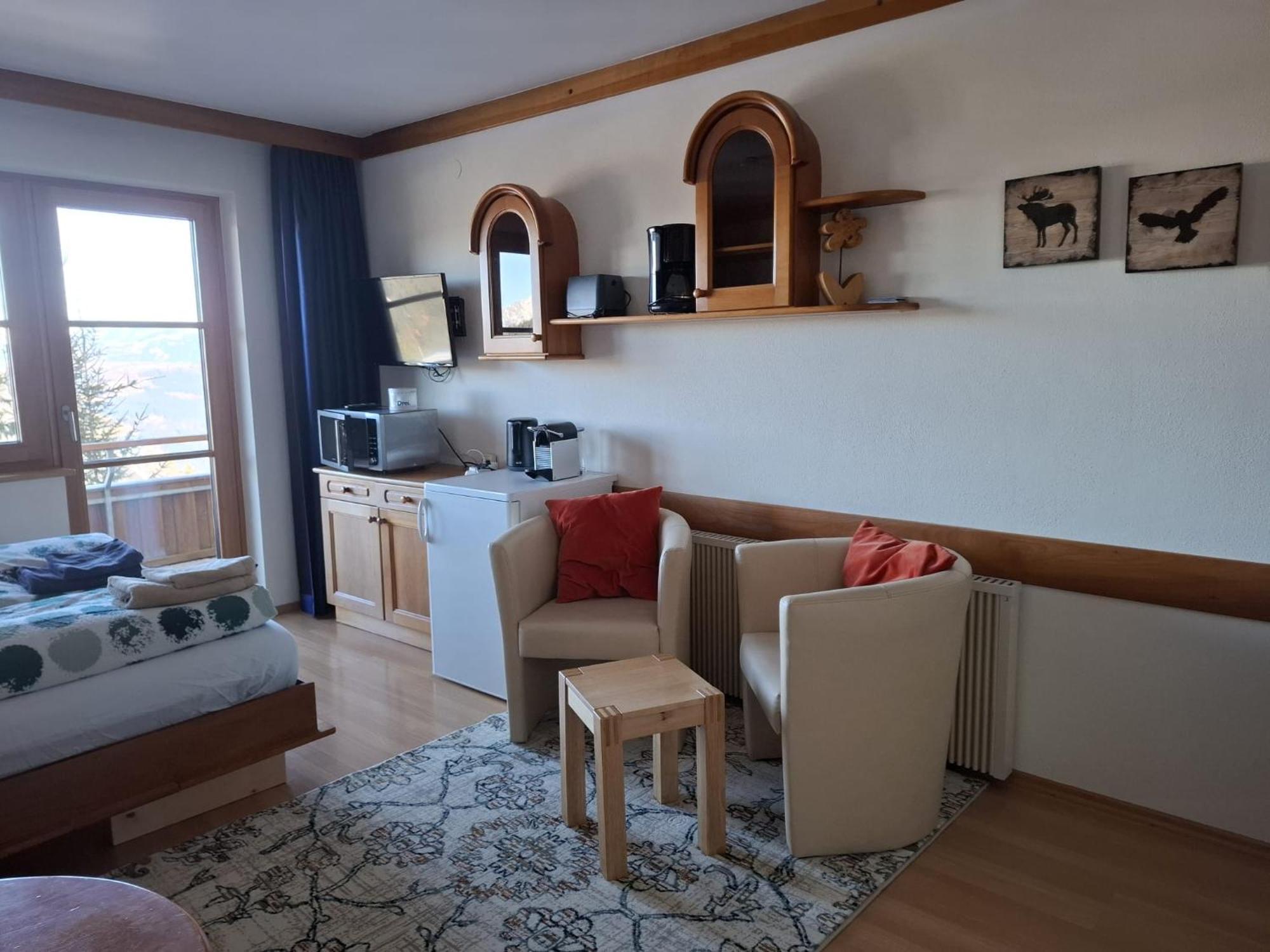 Apartments Susanne Und Jasmin - Haus Sonnleitn Sonnenalpe Nassfeld Exterior photo