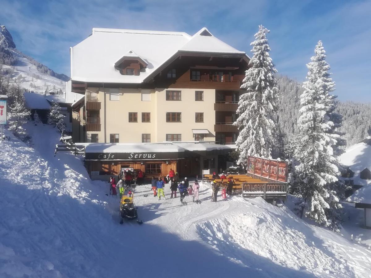 Apartments Susanne Und Jasmin - Haus Sonnleitn Sonnenalpe Nassfeld Exterior photo
